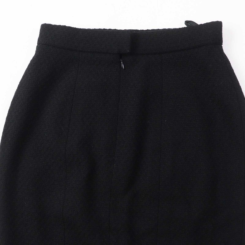 CHANEL 20506 Wool 100% Silk Lining Single Color Tweed Set-up With Gold Buttons