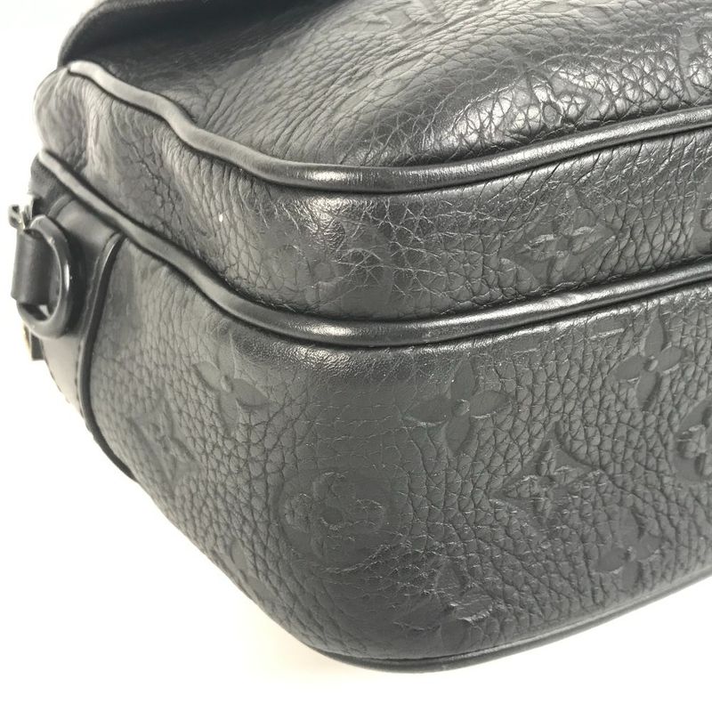 Louis Vuitton Shoulder Bag S-lock Messenger M58489 Taurillon Leather Noir Black