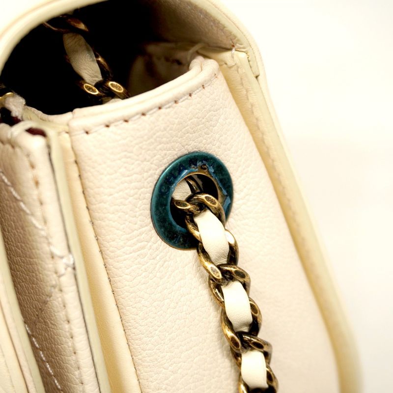 Chanel Handbag Matelasse Chain Leather White Gold Hardware 2way Bag Ladies