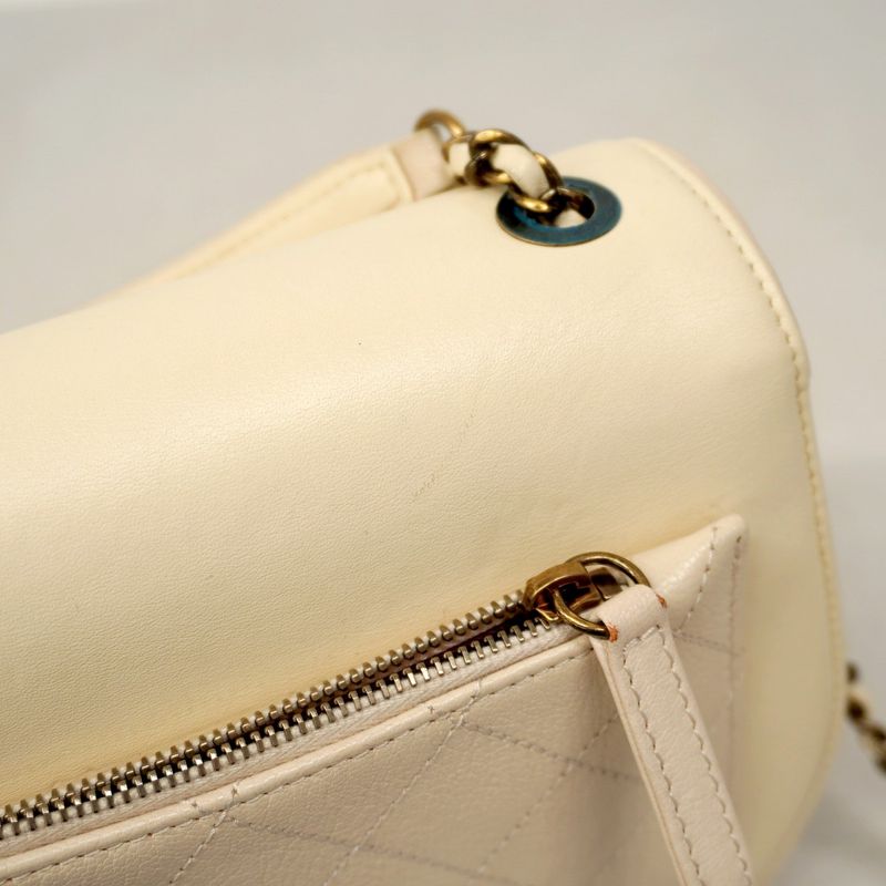 Chanel Handbag Matelasse Chain Leather White Gold Hardware 2way Bag Ladies