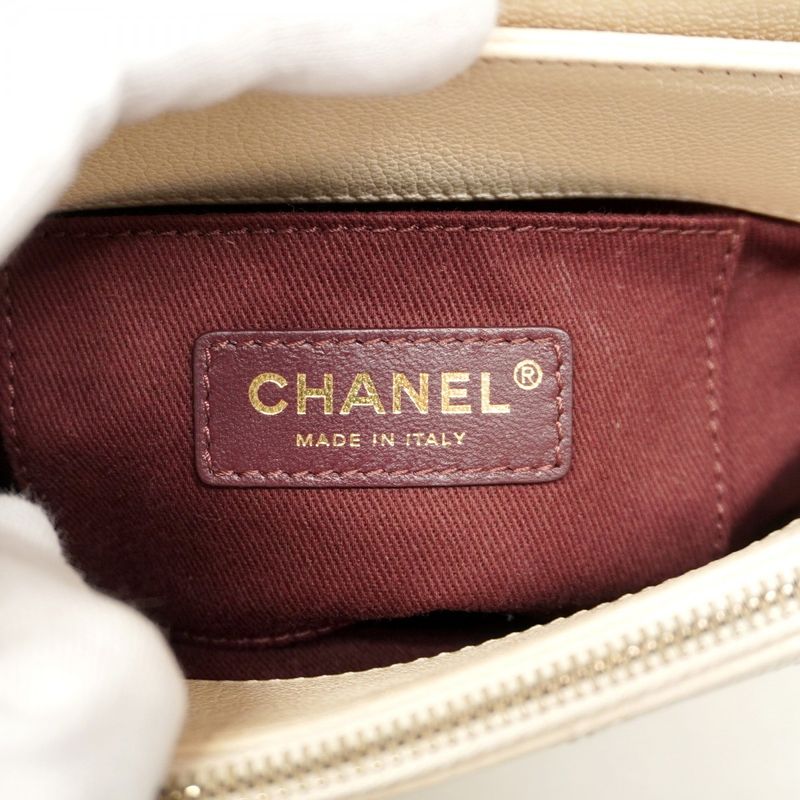 Chanel Handbag Matelasse Chain Leather White Gold Hardware 2way Bag Ladies