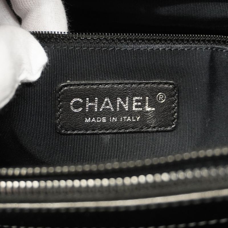 Chanel Shoulder Bag Matelasse Calfskin Black Silver Hardware Women