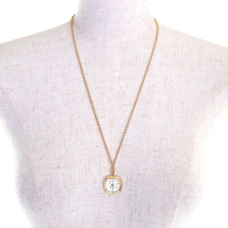 Gucci La Famiglia Demna Vasaria BTS JIN Wear Cles Stogo Necklace Gold Silver