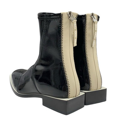 Fendi Boots Short Boots Shoes Patent Black Beige Black Unused Back Zip