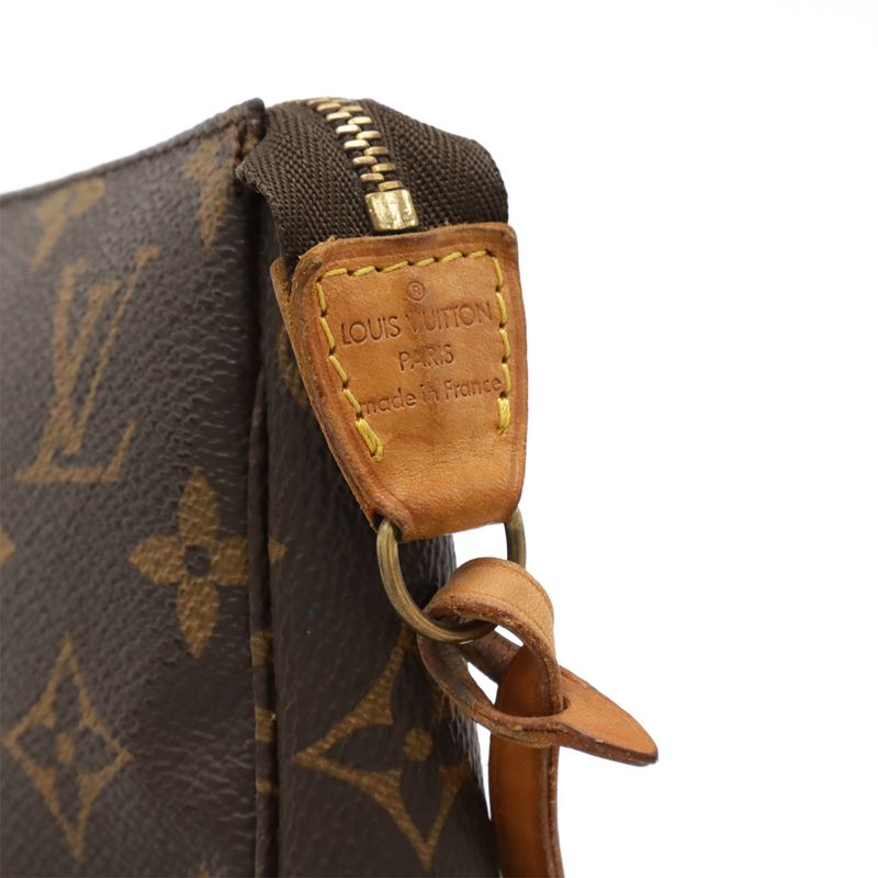 Louis Vuitton Monogram Pochette Accessoire Accessory Pouch Handbag Party Bag