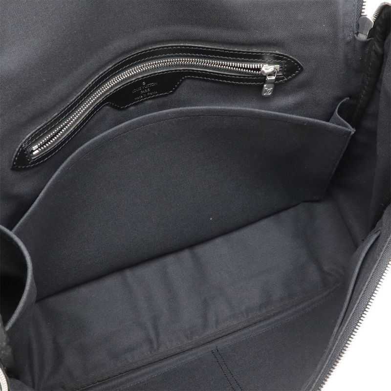 Louis Vuitton Taiga Taimere Shoulder Bag Messenger Bag Crossbody Leather Canvas