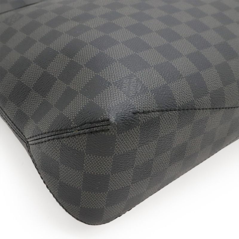 Louis Vuitton Damier Graphite Hunter Shoulder Bag Messenger Bag Crossbody N41656