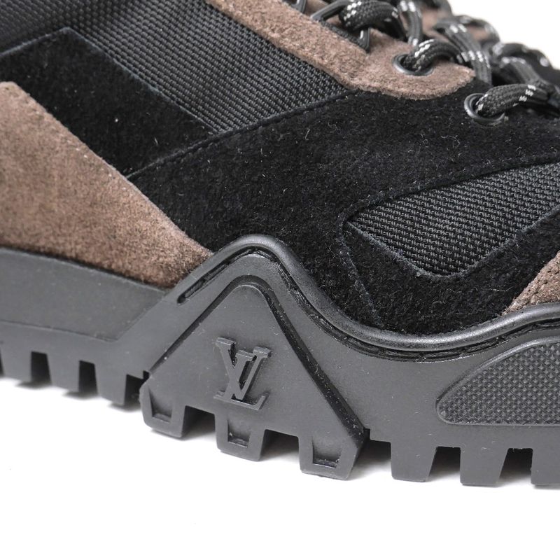 Louis Vuitton Hiking Line Sneakers Size 8 1 2 LV Suede Low Cut Shoes 20251105