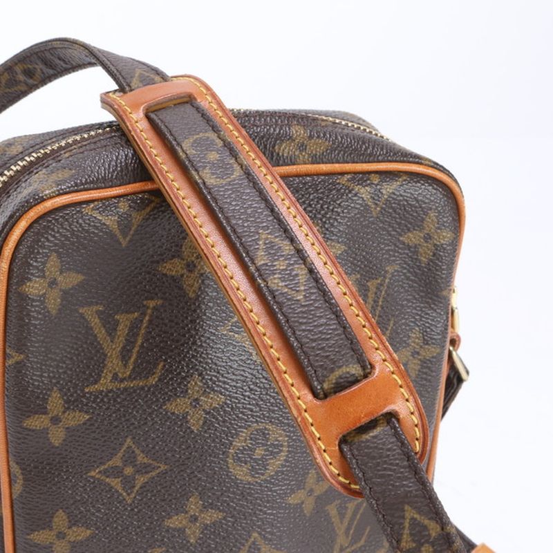 Louis Vuitton Monogram Amazon M45236 Leather Shoulder Bag Crossbody Messenger