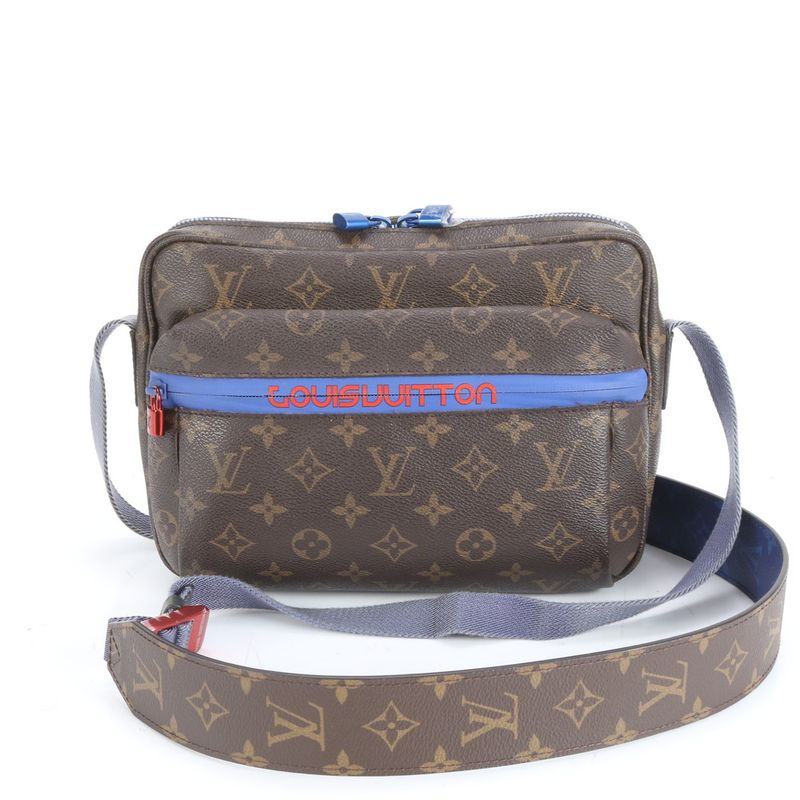 Louis Vuitton Monogram Messenger PM M43843 Leather Shoulder Bag Crossbody