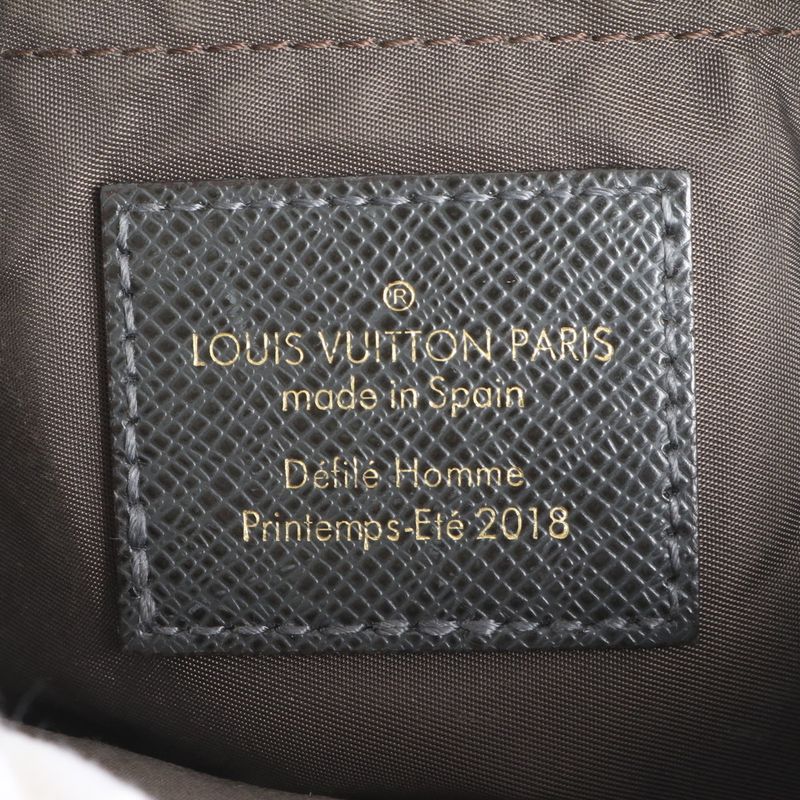 Louis Vuitton Monogram Messenger PM M43843 Leather Shoulder Bag Crossbody