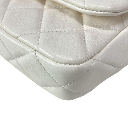 Chanel Shoulder Bag Mini Flap Bag/mini Matelasse As5352/b19384/10601 White