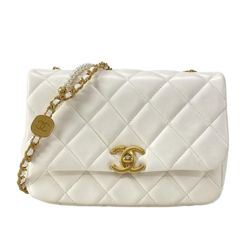 Chanel Shoulder Bag Mini Flap Bag/mini Matelasse As5352/b19384/10601 White