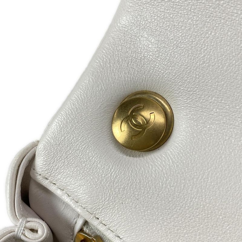Chanel Shoulder Bag Mini Flap Bag/mini Matelasse As5352/b19384/10601 White