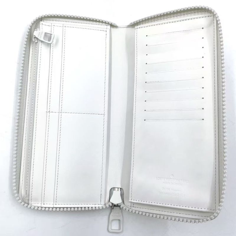 Louis Vuitton Zippy Wallet Vertical LV Friend RFID Reaction Taurillon Leather
