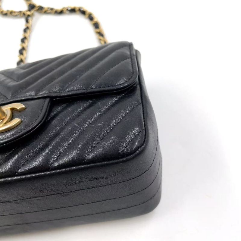 Chanel Mini Matelasse V-stitch Serial No 26 Lambskin Black Shoulder Bag Gold