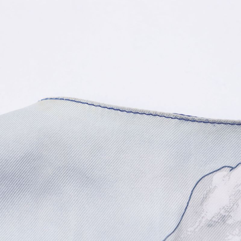 Hermes Vintage 100% Silk Very Rare Sichuan Animal Print Gilet