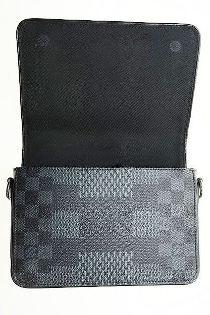 Louis Vuitton Studio Messenger Damier Graphite 3D N50013 Shoulder Bag Black