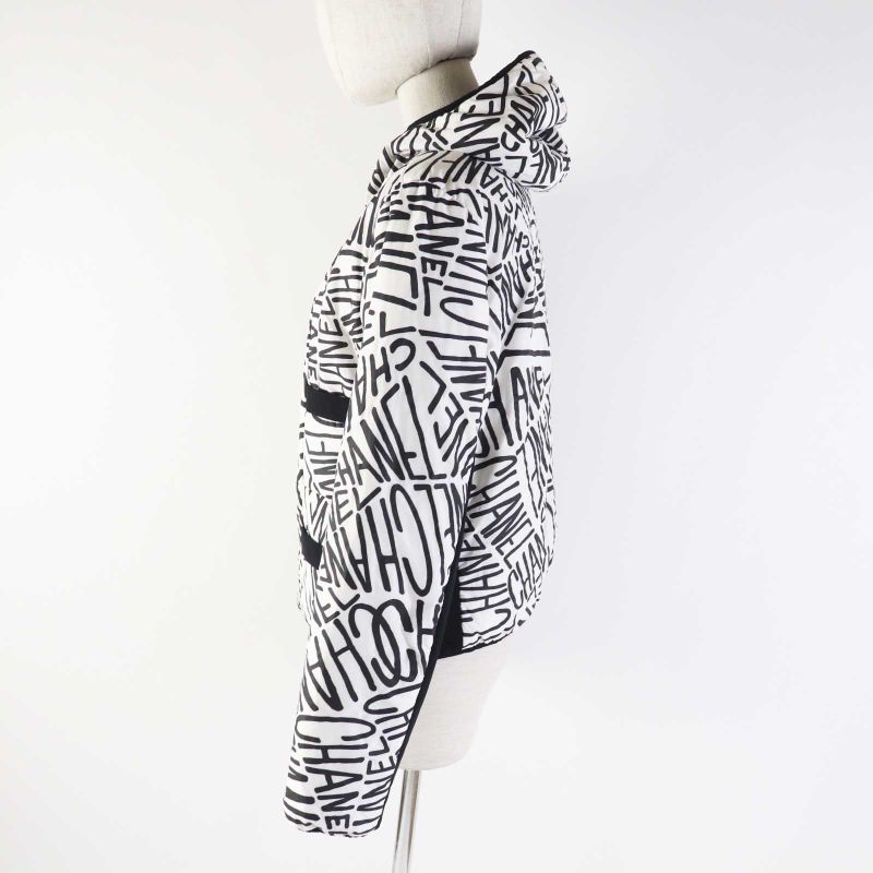 CHANEL P70625 Total Pattern/none Ground Hooded Reversible Down Jacket Black