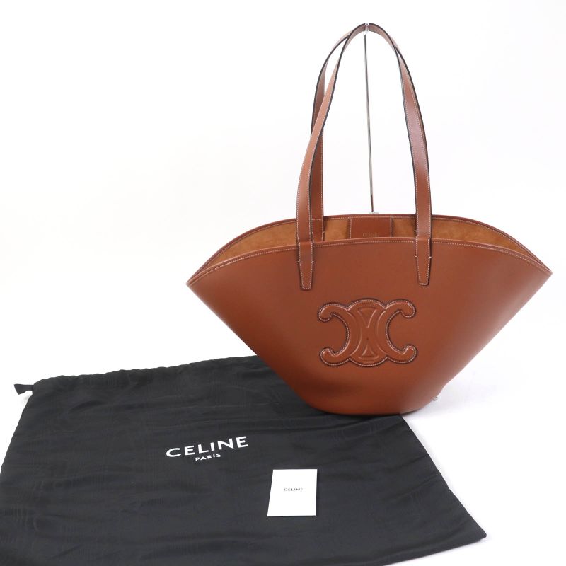 Celine 196953du3.04lu Cuir Triomphe Coufant Medium Tote Bag Tan Smooth Calfskin