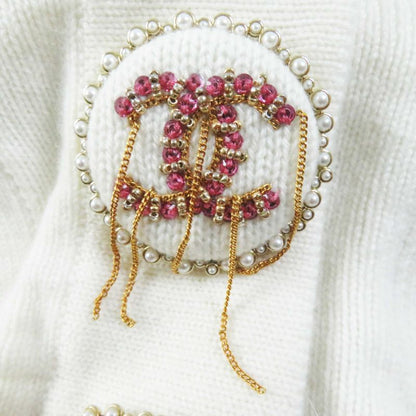 CHANEL P73102 Cashmere Long Sleeve Knit Cardigan With Decorative Coco Mark