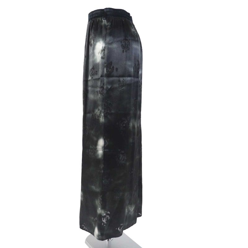 CHANEL 22AW P73038 Métiers D'art Collection Silk Satin Coco Mark Long Skirt