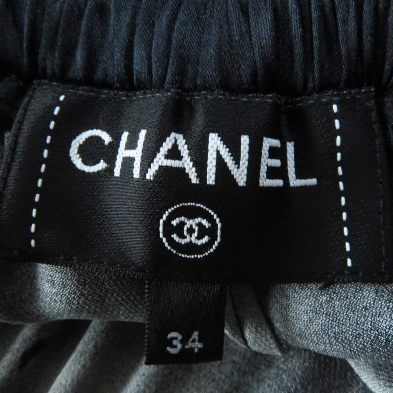 CHANEL 22AW P73038 Métiers D'art Collection Silk Satin Coco Mark Long Skirt