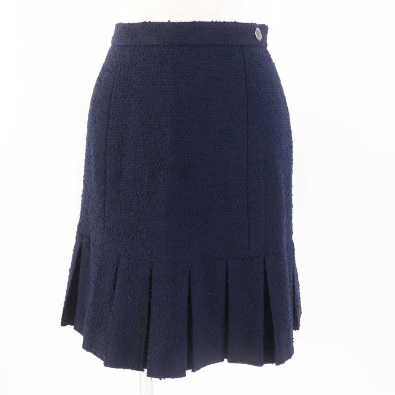 CHANEL Vintage 97A P09685 Wool Monochrome Tweed Setup With Coco Mark Plate