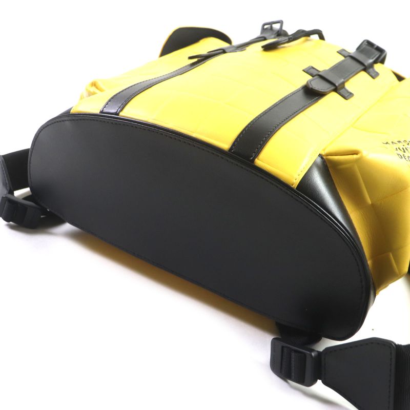 Louis Vuitton M25016 Damier Scuba Christopher MM Leather Backpack Yellow Black