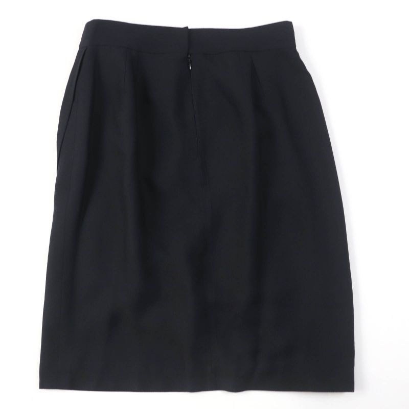 CHANEL P43905v31200 100% Silk With Gripore Buttons Knee Length Tight Skirt