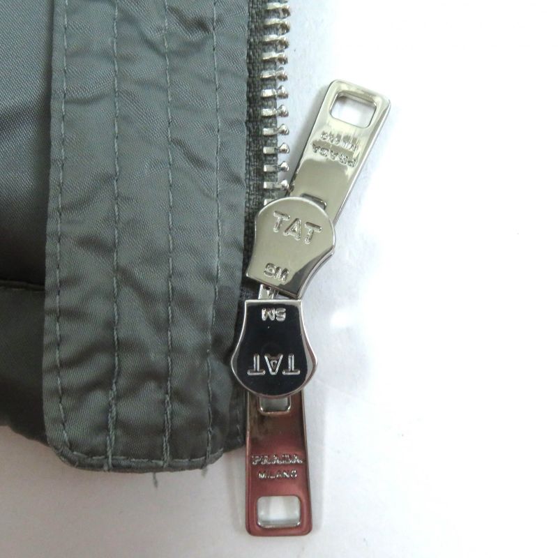 Prada 20AW 29p794 Triangle Logo/triangle Plate Sheepskin Fur Hooded Down Jacket