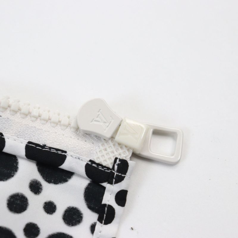 Louis Vuitton Yayoi Kusama YK 23SS 1ab6i0 Infinity Dots Printed Zipped Shirt