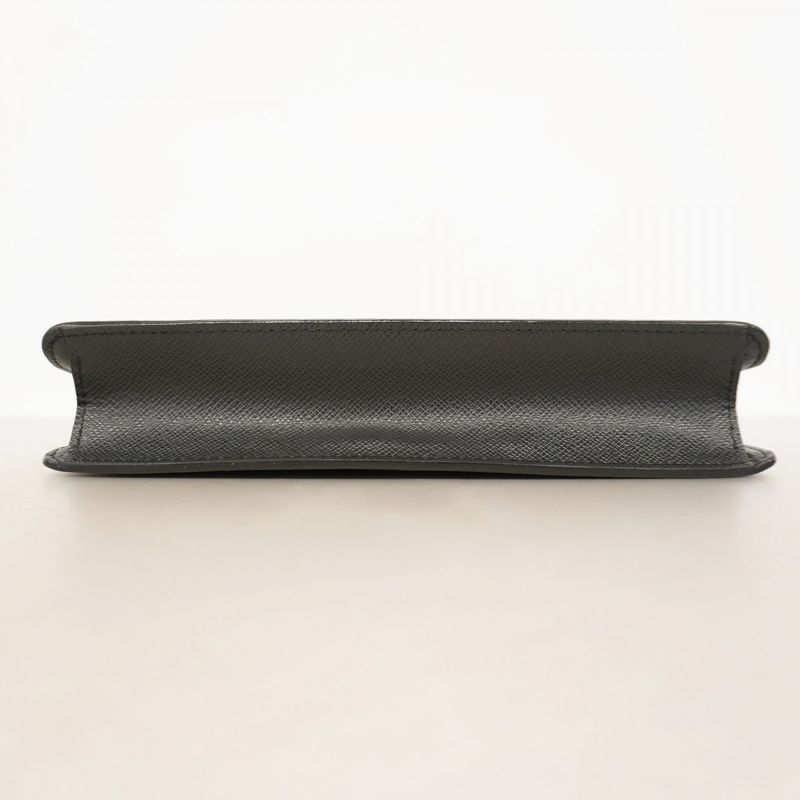 Louis Vuitton Taiga Bellaire M32592 Ardoise Men's Clutch Bag