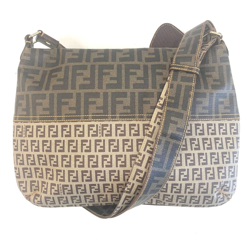 Fendi Zucca Pattern Shoulder Bag : A3208