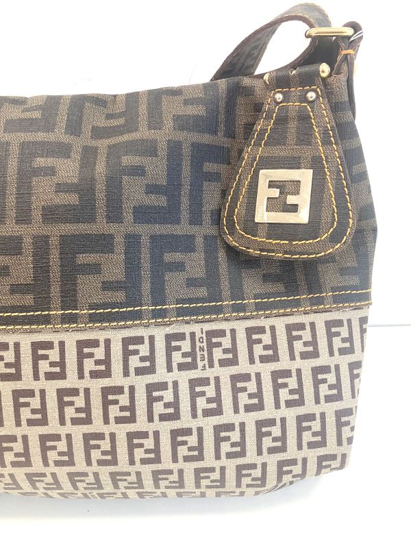 Fendi Zucca Pattern Shoulder Bag : A3208