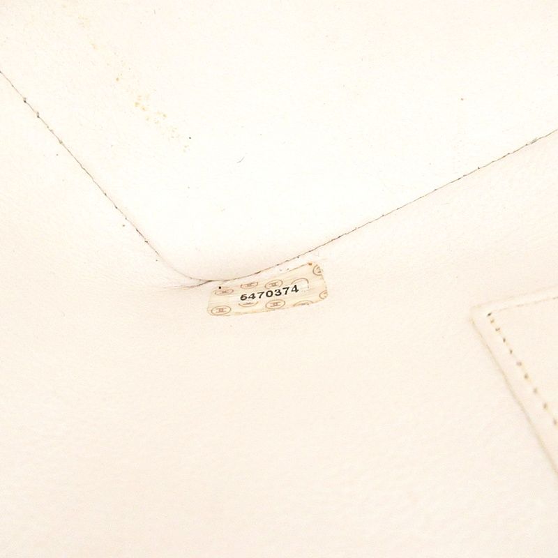 Chanel Reproduction Tote A01804 Caviar Skin Women's Tote Bag White Excellent