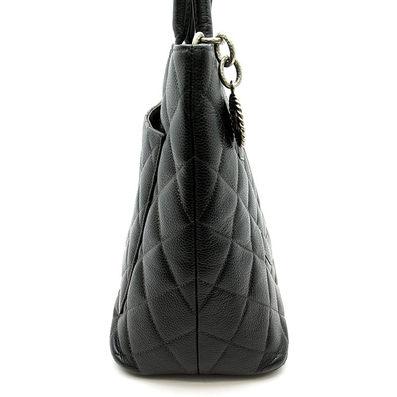 Chanel Reproduction Tote A01804 Caviar Skin Women's Tote Bag Black Excellent
