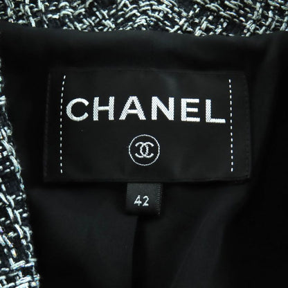 CHANEL P60790 100% Silk Lined Lamé Tweed Single Jacket With Logo Buttons Black