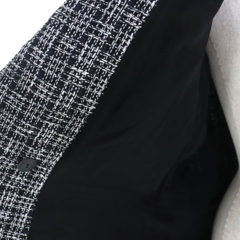 CHANEL P60790 100% Silk Lined Lamé Tweed Single Jacket With Logo Buttons Black