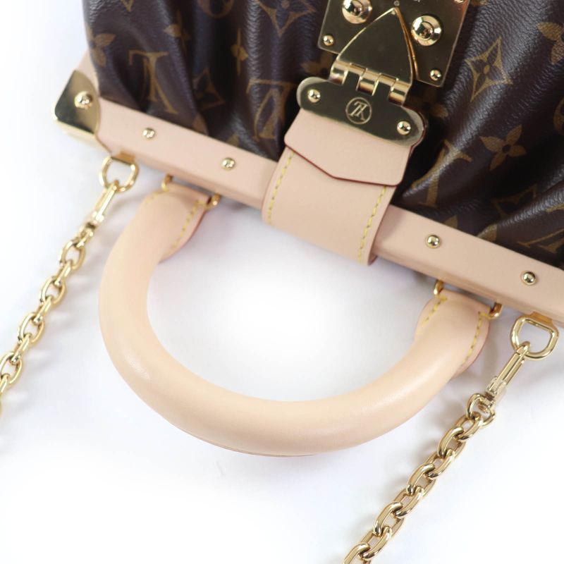 Louis Vuitton M46544 Monogram Canvas Monogram Clutch With Chain Shoulder