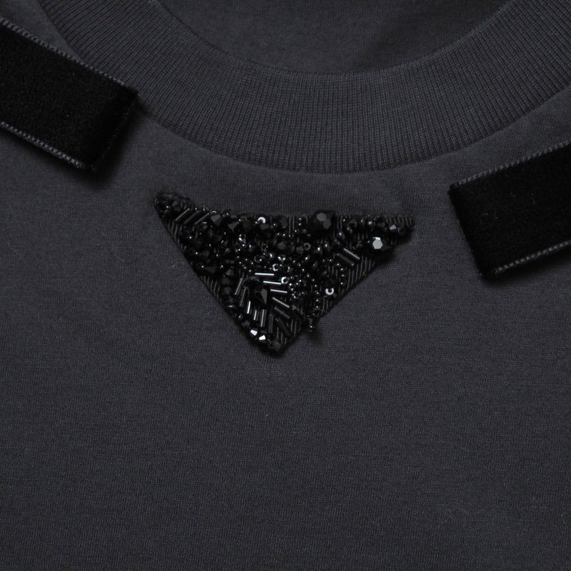 2024Prada Short Sleeve T-shirt Size XS Triangle Logo Beaded Decoration