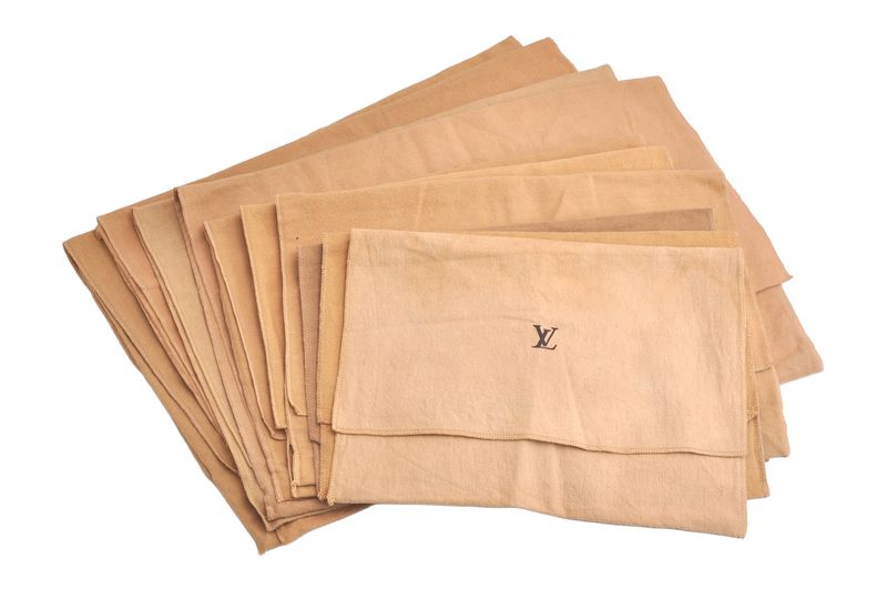 Louis Vuitton 10 Sets Of Dustbags Cotton Beige 17.5 X 13.2 X 0.1 (6.89 X 5.20 X