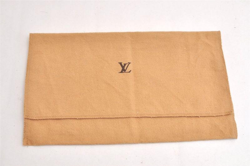 Louis Vuitton 10 Sets Of Dust Bags Cotton Beige 17.9 X 13.6 X 0.1 (7.05 X 5.35