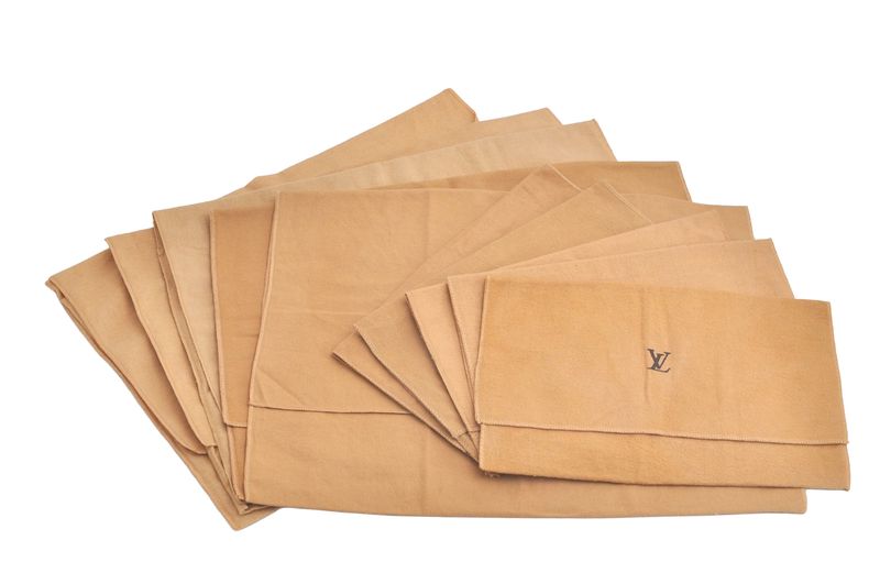 Louis Vuitton 10 Sets Of Dust Bags Cotton Beige 17.9 X 13.6 X 0.1 (7.05 X 5.35