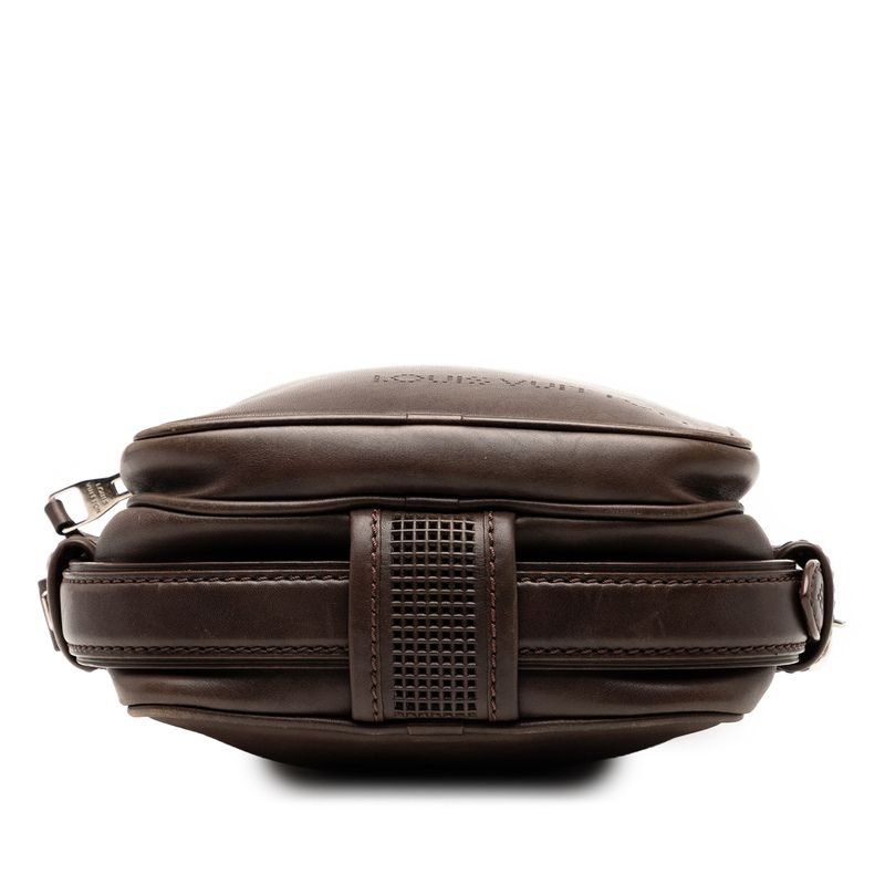 Louis Vuitton Cuir Bequia Trotter MM Crossbody Shoulder Bag M95320 Brown