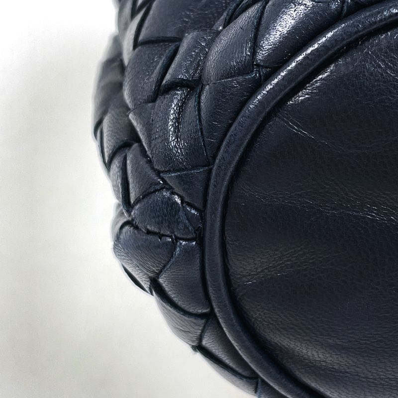 Bottega Venetaveneta Intrecciato Handbag Nappa Handbag Leather Navy Women