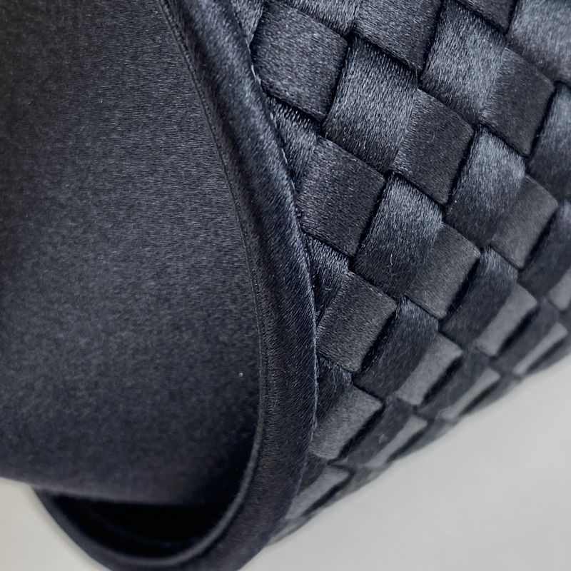 Bottega Veneta Intrecciato Handbag Nappa Handbag Fabric Black Women