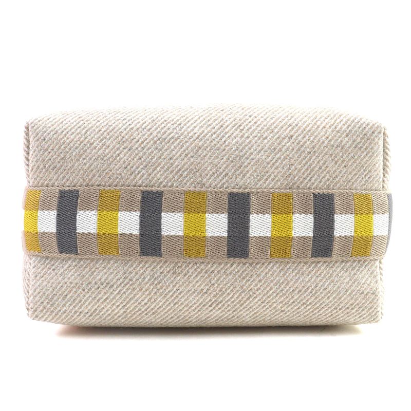 Hermes Brid a Black PM Au Carre 100% Wool Sègre Silver Hardware Serie Button