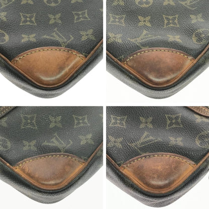 Louis Vuitton Second Bag Inside and Outside Zipper Pockets Cannot Be Used