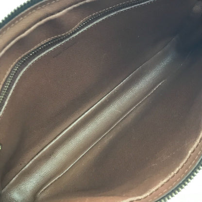 Louis Vuitton Second Bag Inside and Outside Zipper Pockets Cannot Be Used